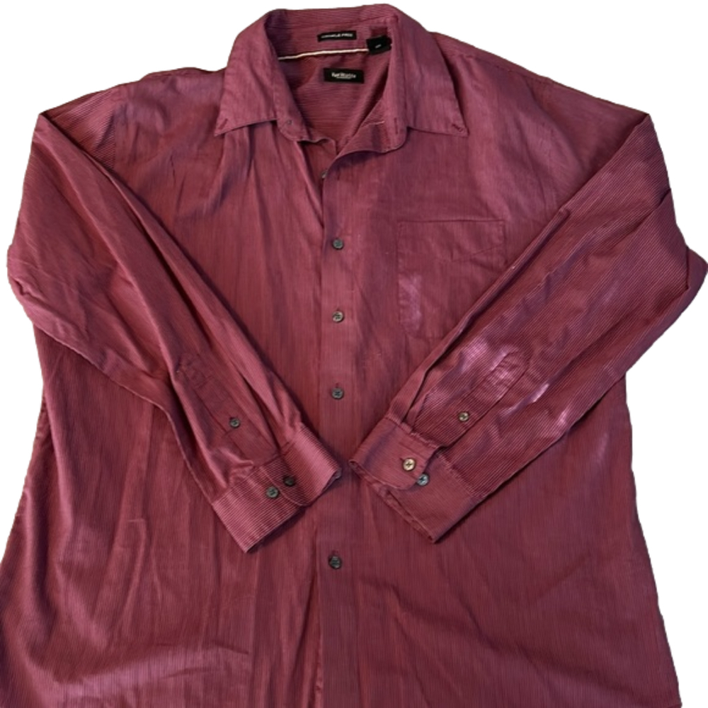 Men’s Van Heusen Dress Shirt • XL